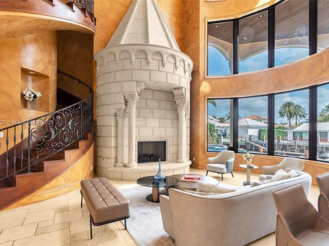 Продажа дома по адресу 1011 Rhodes Villa Ave - фото 6077864