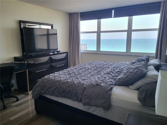 Квартира в аренду номер1002 - фото 6081089