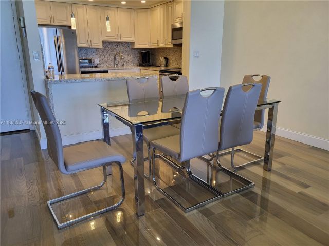 Квартира в аренду номер1002 - фото 6081098