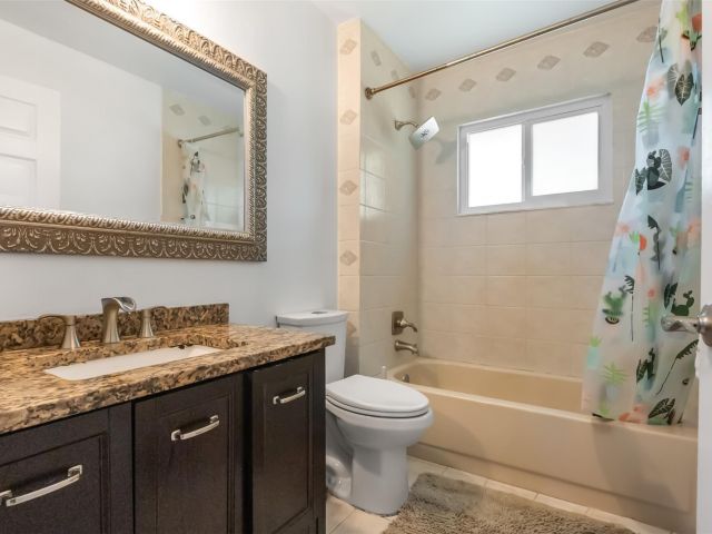 Продажа дома по адресу 22388 Swordfish Dr - фото 6090485