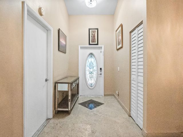 Продажа дома по адресу 22388 Swordfish Dr - фото 6090494