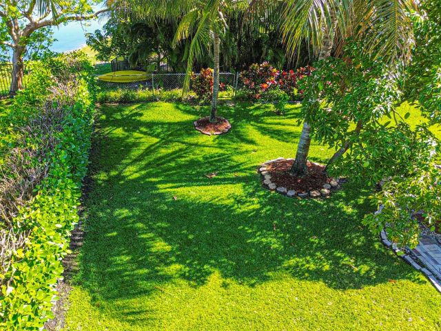 Продажа дома по адресу 22388 Swordfish Dr - фото 6090495