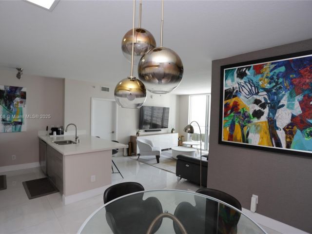 Продажа квартиры #1822 - фото 6081244