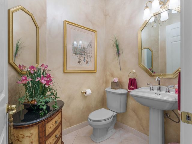 Продажа дома по адресу 7406 Carmela Way - фото 6080633