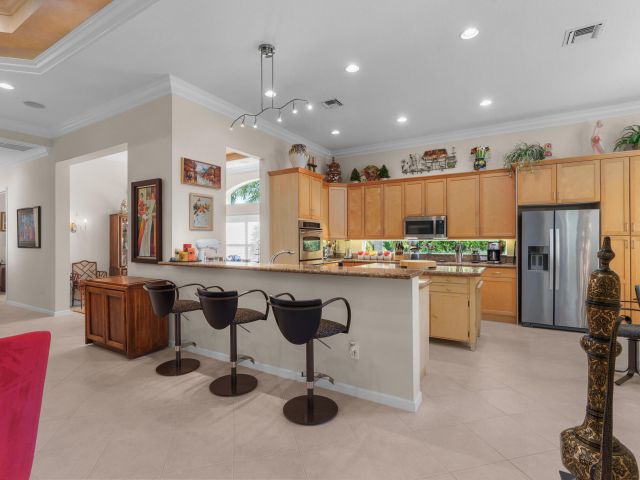 Продажа дома по адресу 7406 Carmela Way - фото 6080640