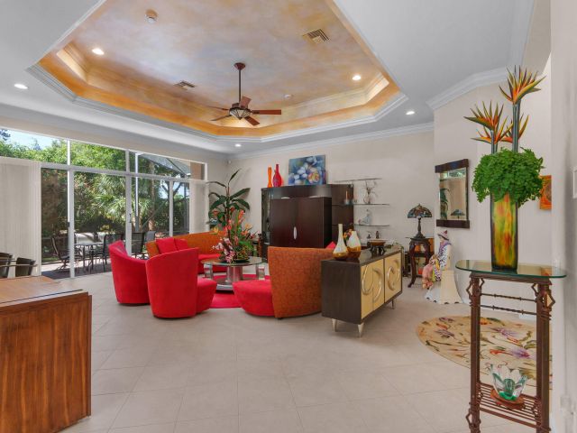 Продажа дома по адресу 7406 Carmela Way - фото 6080643