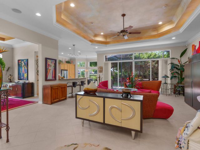 Продажа дома по адресу 7406 Carmela Way - фото 6080644