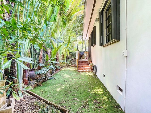 Продажа дома по адресу 2810 Crystal Ct - фото 6079514