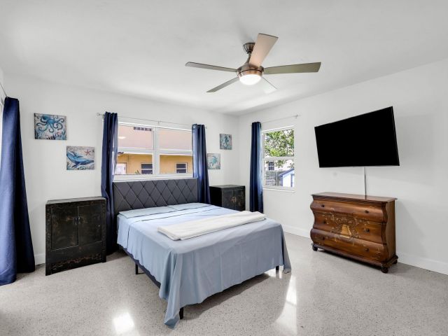 Дом в аренду по адресу 505 N Ocean Blvd - фото 6117629