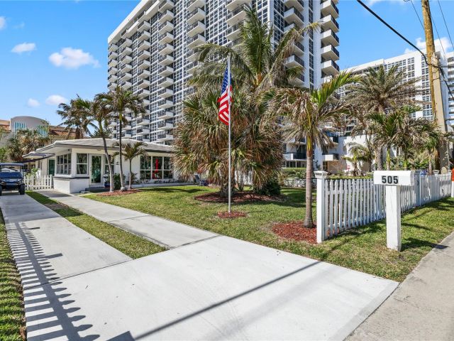 Дом в аренду по адресу 505 N Ocean Blvd - фото 6117639