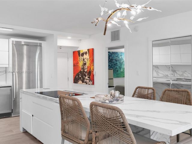 Продажа квартиры #1019 - фото 6080486