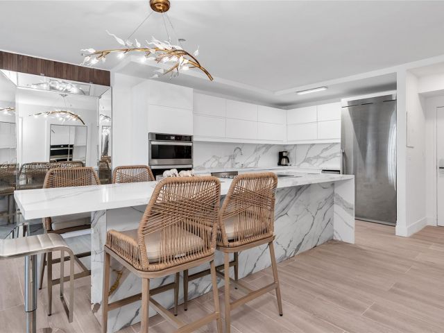 Продажа квартиры #1019 - фото 6080488