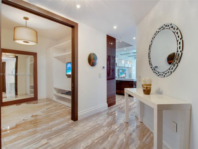 Продажа квартиры #2615 - фото 6080111