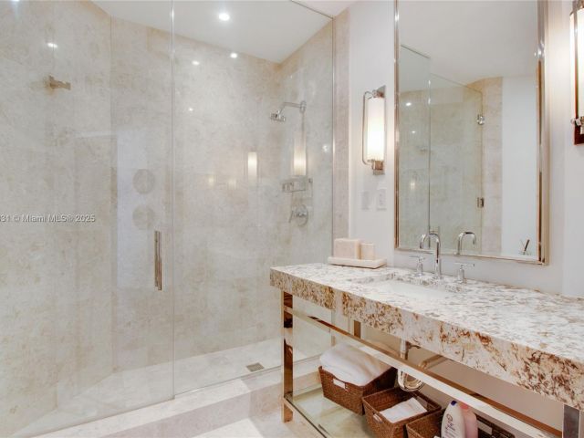 Продажа квартиры #2615 - фото 6080112