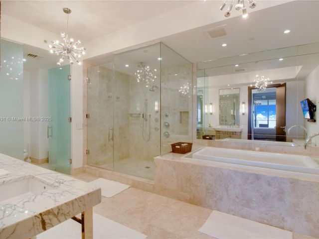 Продажа квартиры #2615 - фото 6080114