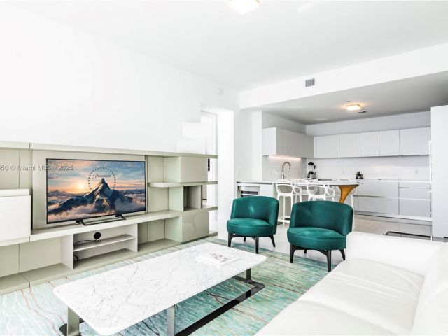 Продажа квартиры #2504 - фото 6085071