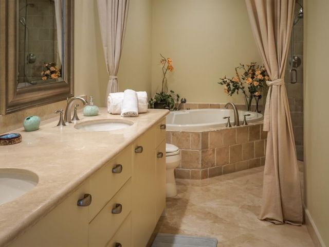 Дом в аренду по адресу 3035 Riomar St - фото 6114610