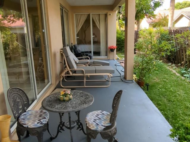 Дом в аренду по адресу 1481 SW 105th Avenue - фото 6117785