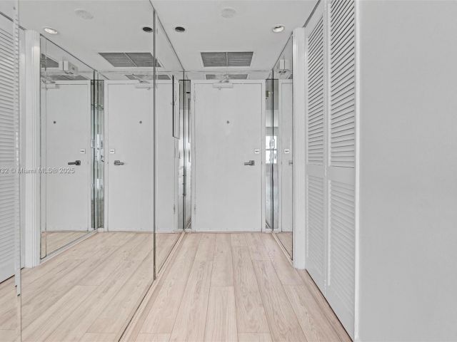 Продажа квартиры #1408 - фото 6099148