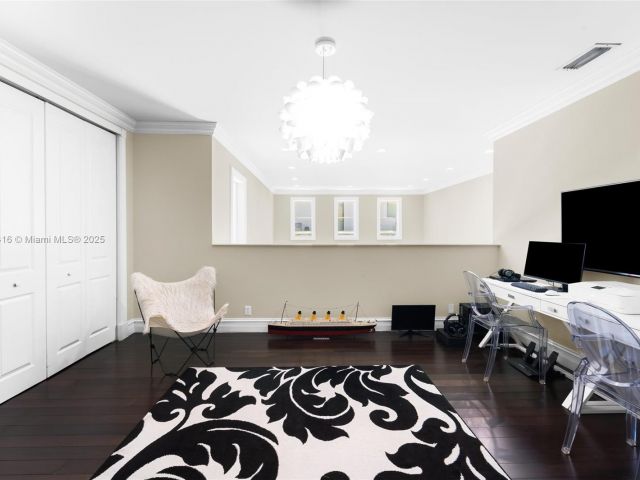 Продажа дома по адресу 275 189th Ter - фото 6087965