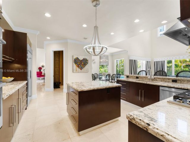 Продажа дома по адресу 275 189th Ter - фото 6087969