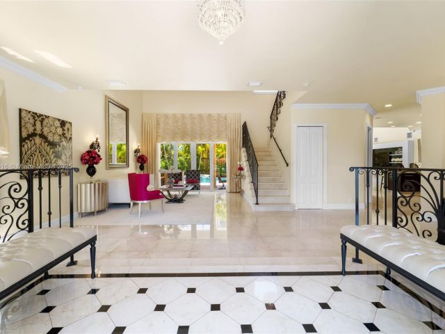 Продажа дома по адресу 275 189th Ter - фото 6087978