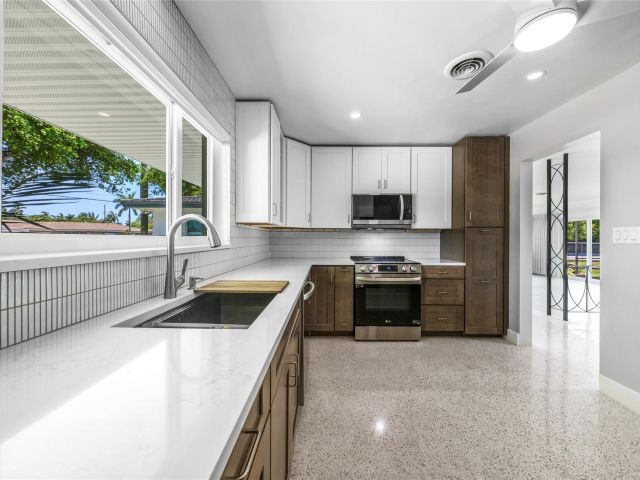 Дом в аренду по адресу 3140 Calle Largo Dr - фото 6113153