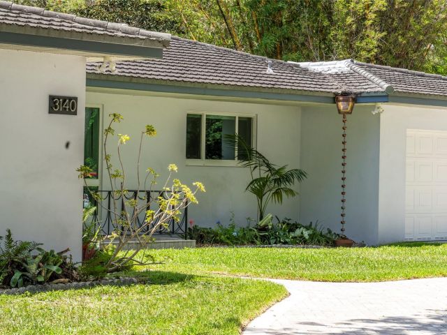 Дом в аренду по адресу 3140 Calle Largo Dr - фото 6113165