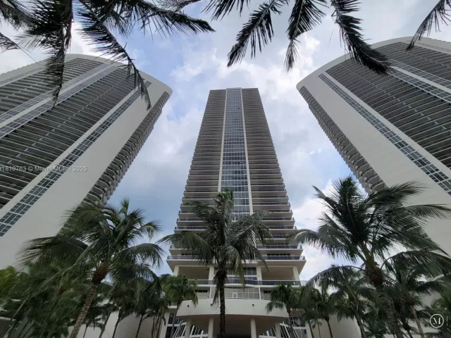 Квартира в аренду номер2312 - фото 6081807