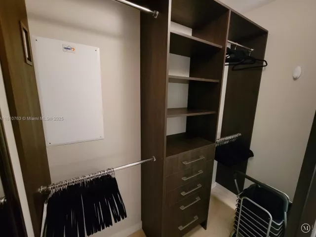 Квартира в аренду номер2312 - фото 6081795