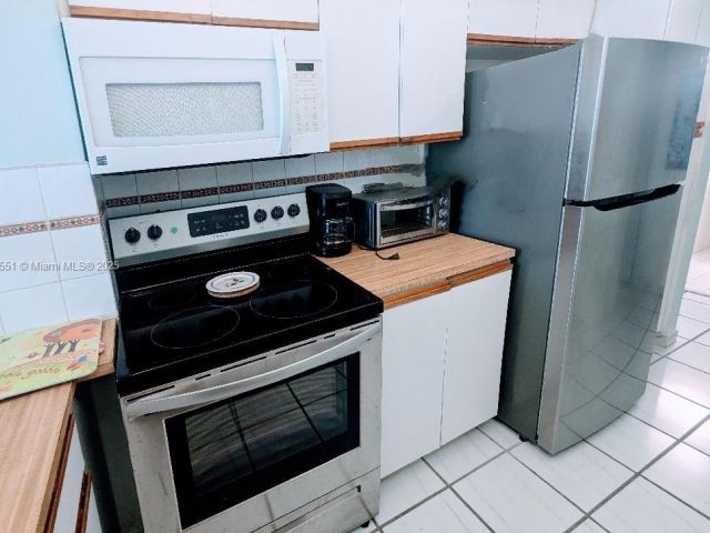 Квартира в аренду номер2409 - фото 6105862