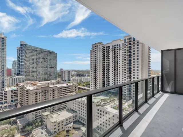 Продажа квартиры #2105 - фото 6082845