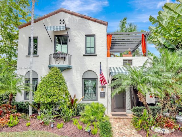 Продажа дома по адресу 447 Giralda Ave. - фото 6082075