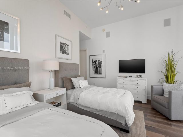 Продажа квартиры #UPH08 - фото 6085523