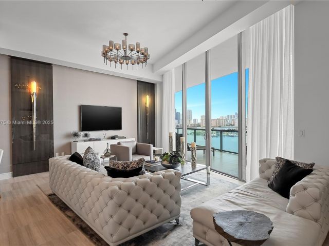 Продажа квартиры #UPH08 - фото 6085541