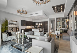 Квартира #UPH08