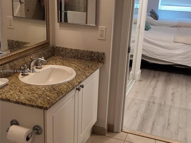 Продажа квартиры #1213 - фото 6085794