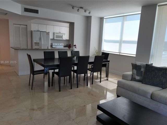 Продажа квартиры #1213 - фото 6085796