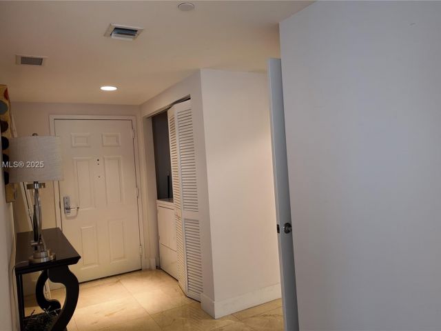 Продажа квартиры #1213 - фото 6085802