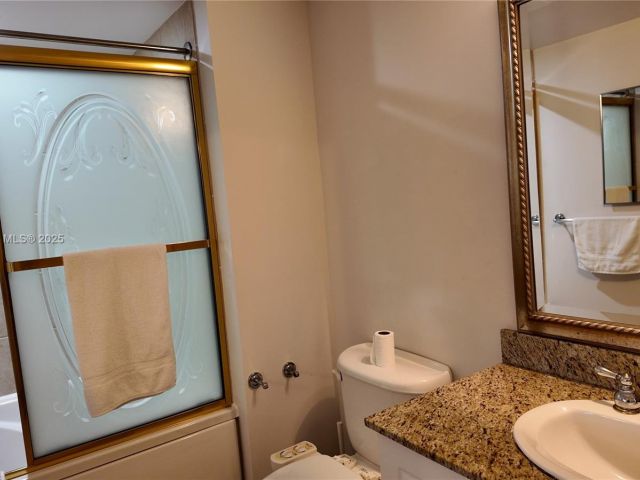 Продажа квартиры #1213 - фото 6085807