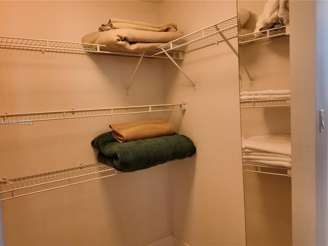 Продажа квартиры #1213 - фото 6085808