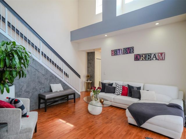 Продажа дома по адресу 14816 SW 104th St 85 - фото 6083079