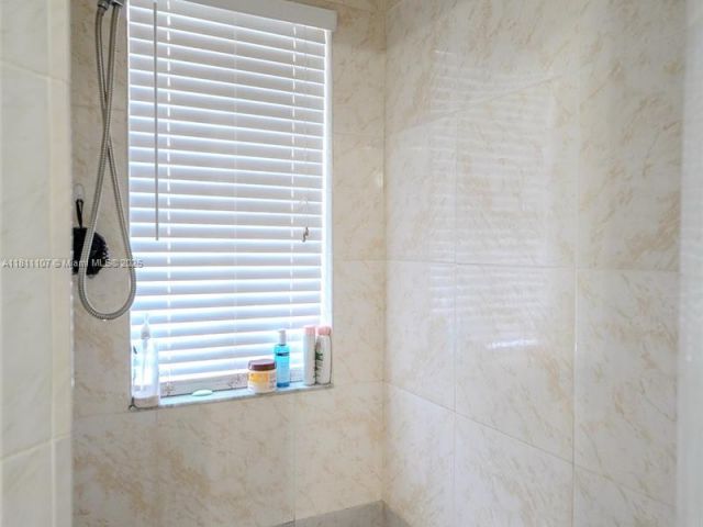 Продажа дома по адресу 14816 SW 104th St 85 - фото 6083089