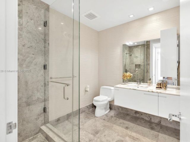 Продажа квартиры #2403S - фото 6085817