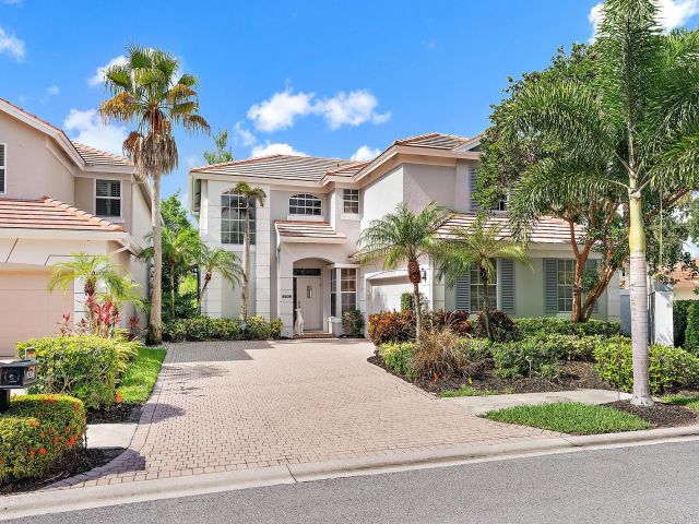 Продажа дома по адресу 8208 Heritage Club Drive - фото 6116575