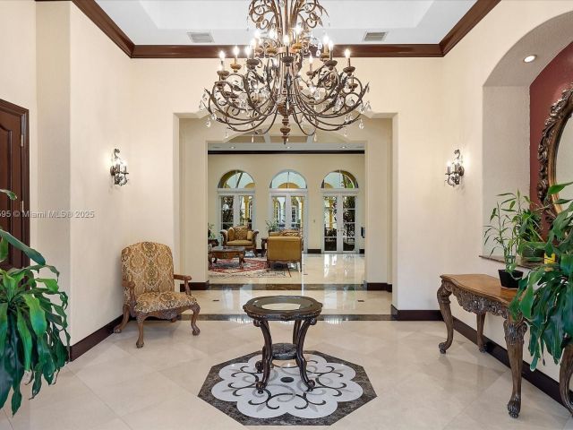 Продажа дома по адресу 18451 SW 158th St - фото 6113558