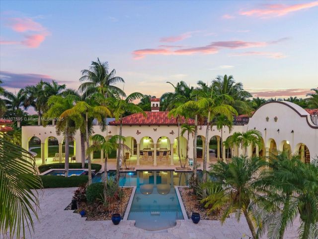 Продажа дома по адресу 18451 SW 158th St - фото 6113565