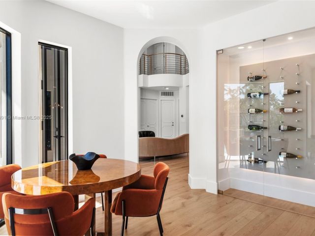 Продажа дома по адресу 324 Coconut Isle Dr - фото 6088594