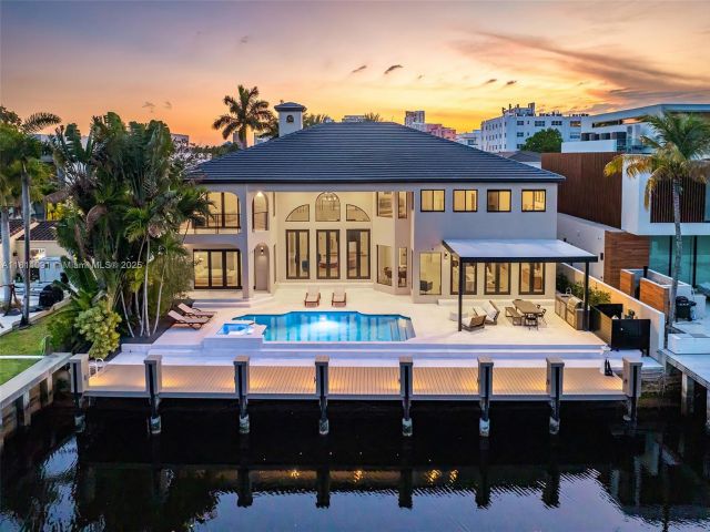 Продажа дома по адресу 324 Coconut Isle Dr - фото 6088605