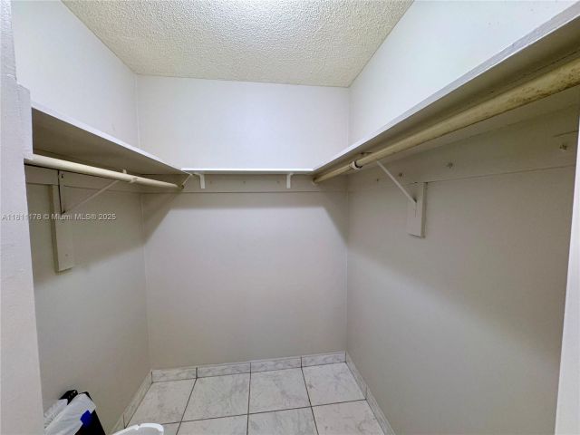 Продажа квартиры #6E - фото 6085592